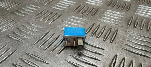 Toyota Previa (XR30, XR40) II Other relay 9098702027
