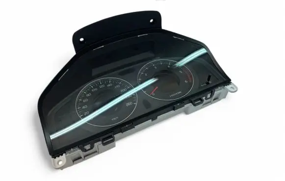 Volvo V70 Speedometer (instrument cluster) 31270899AA