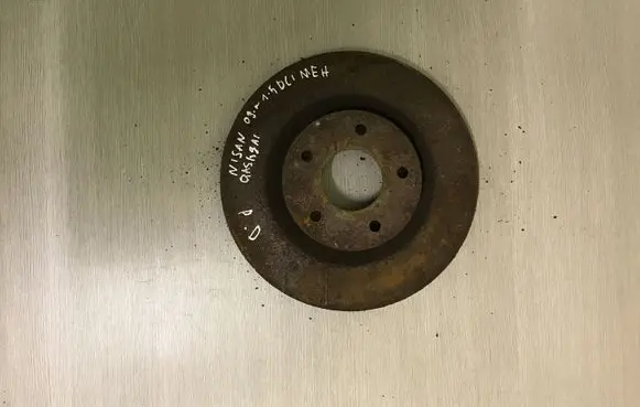 Nissan Qashqai+2 Front brake disc