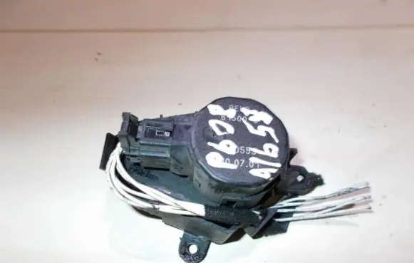 Peugeot 806 Air flap motor/actuator 9041220657