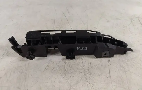 Front bumper mounting bracket