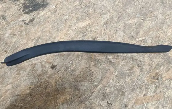 Volkswagen Golf V Other front door trim element 1K5837382D