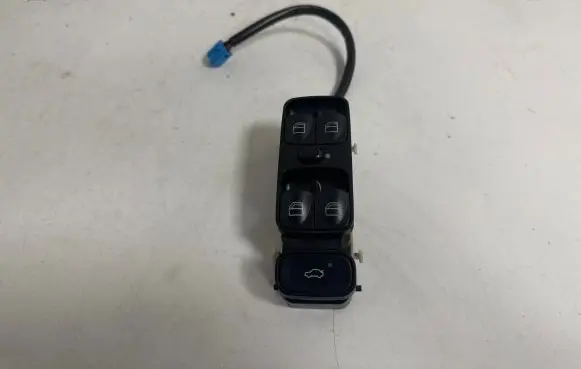 Mercedes-Benz C W203 Electric window control switch A2038200110 501809 180202F003