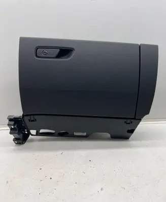 Audi Q7 4M Glove box S2735042 111571 013474