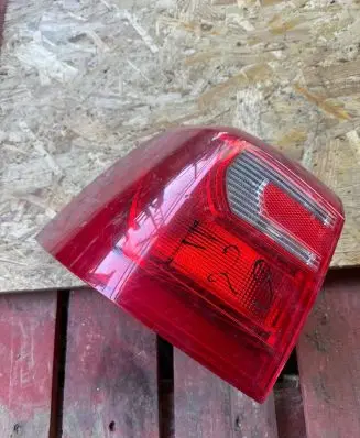Nissan X-Trail T31 Front fog light 89063525