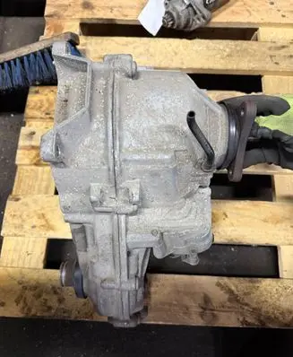 BMW X5 F15 Gearbox transfer box case 7542211 A2C73522104
