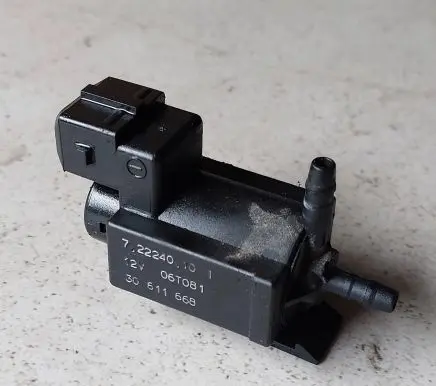 Volvo XC90 Turbo solenoid valve 30611668 06T081 72224010
