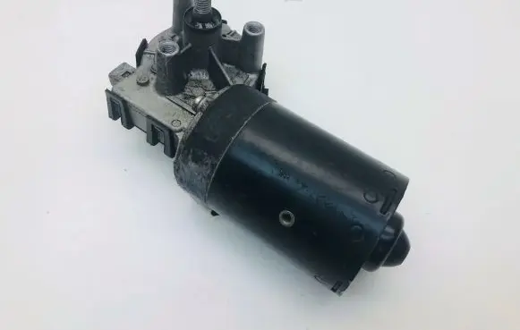 Volkswagen New Beetle Wiper motor 1J1955113A