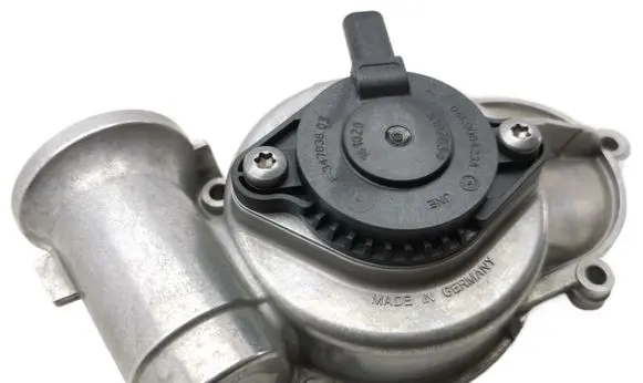 Audi A3 S3 8V Electromagnetic valve 04L109096