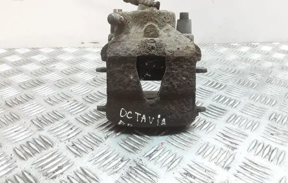 Skoda Octavia Mk1 (1U) Front brake caliper