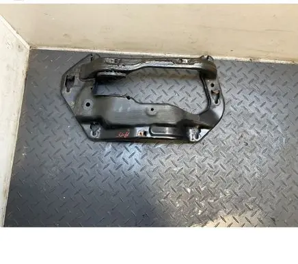 BMW X5 E70 Gearbox mounting bracket 6791859 1821081211
