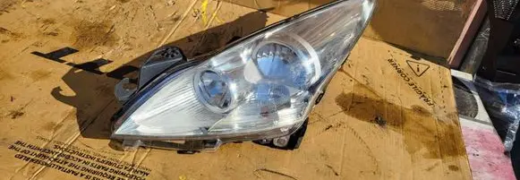 Peugeot 3008 I Headlight/headlamp 9682519180 89903106