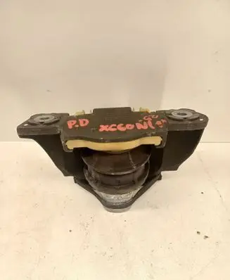 Volvo XC60 Engine mount bracket 31686885