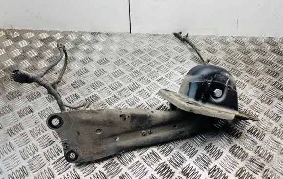 Skoda Superb B8 (3V) Rear upper control arm/wishbone 1K0501476