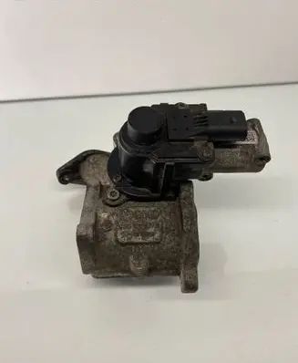 Volkswagen Caddy EGR valve 03G131501N 03G129637A