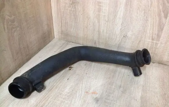 Mazda 6 Intercooler hose/pipe RF5C13230