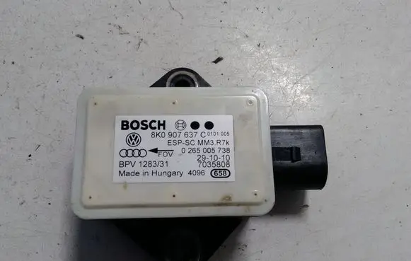Audi A4 S4 B8 8K ESP acceleration yaw rate sensor 8K0907637C