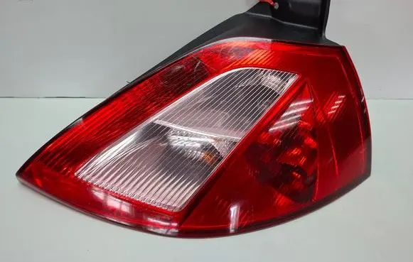 Renault Megane II Rear/tail lights S27639197 8200073237