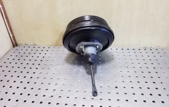 BMW X5 E53 Brake booster 34336757706 32481478
