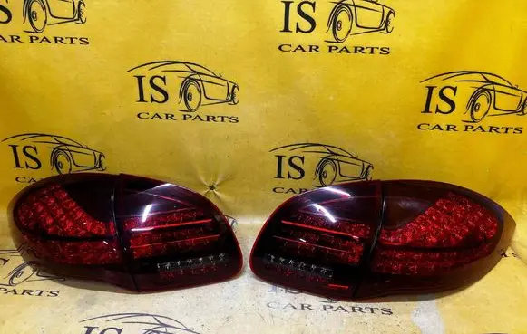 Porsche Cayenne (92A) Tailgate rear/tail lights 7P5945093S 7P5945094S 7P5945095S