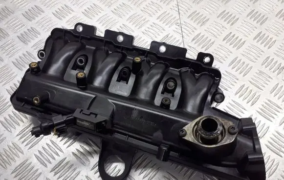 Opel Corsa C Intake manifold 73501353