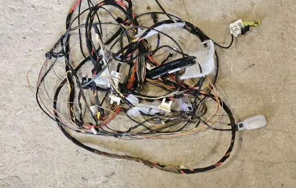 Mercedes-Benz GL X164 Electric sunroof installation A1644402438 A1644407313
