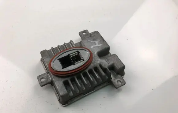 BMW 5 F10 F11 Xenon control unit/module 7237647