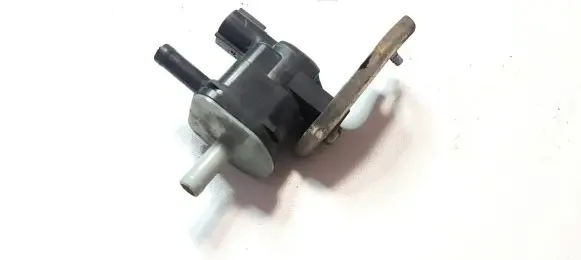 Toyota Prius (XW30) Turbo solenoid valve 9091012276 1362007010