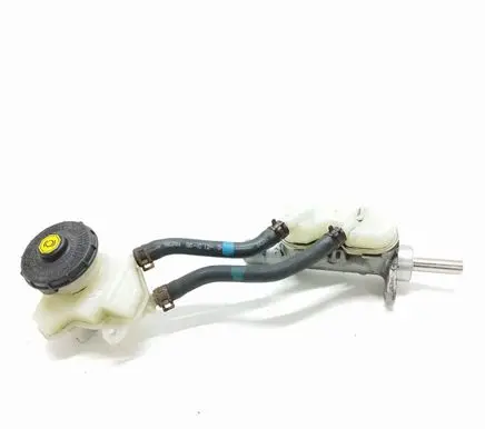 Honda Insight Master brake cylinder