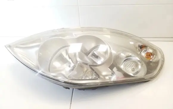 Opel Movano B Headlight/headlamp 17064603