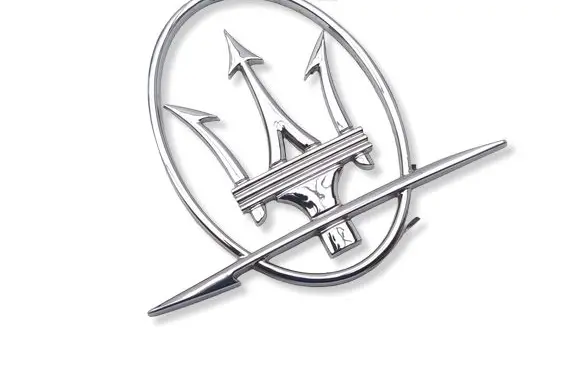 Maserati Ghibli Fender model badge letters 
