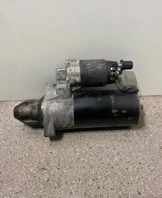 Mercedes-Benz R W251 Starter motor A0061516101