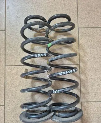 Hyundai Kona I Rear coil spring 55335J9340