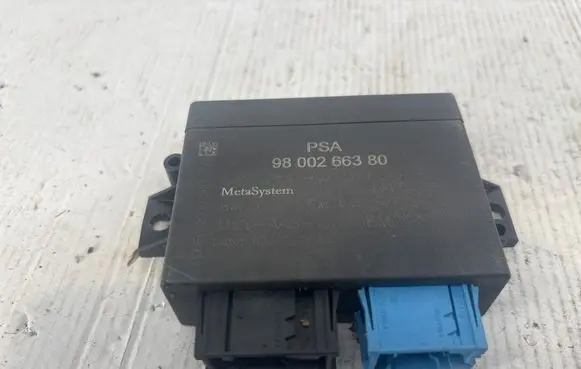 Peugeot 5008 Parking PDC control unit/module 9800266380