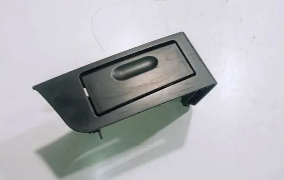 BMW 5 E60 E61 Rear door ashtray 8208233