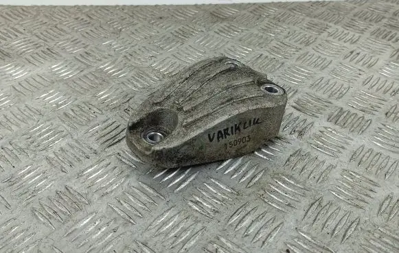 KIA Sorento Engine mounting bracket 150903