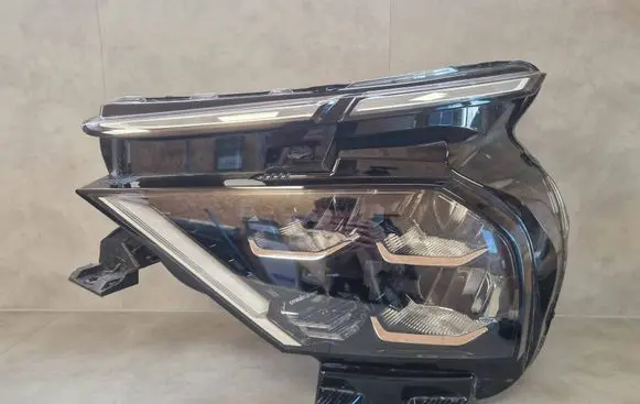 Citroen C4 III e-C4 Headlight/headlamp 73374697 9830649480 73374697461D