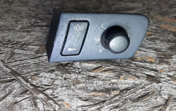 Volkswagen Caddy Wing mirror switch 1T1959552