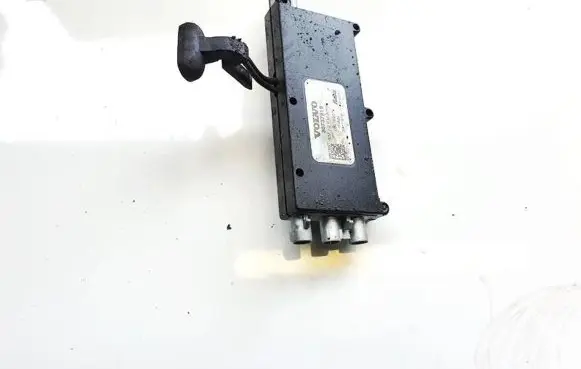 Volvo V50 Antenna control unit 30737918 28019207
