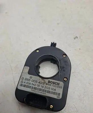 Mercedes-Benz Vito Viano W639 Steering angle sensor 0265005429 486100395