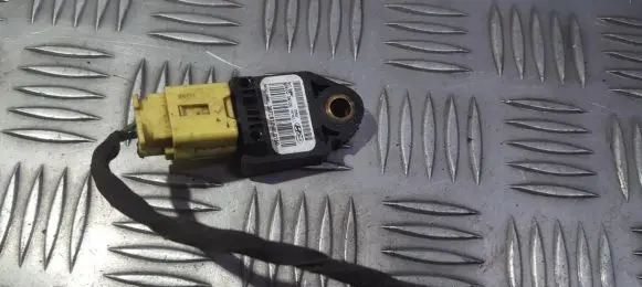 Hyundai Sonata Airbag deployment crash/impact sensor 959203K100 95920-3K100