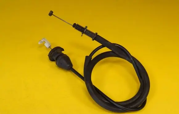 Renault Laguna I Throttle cable 7700426300