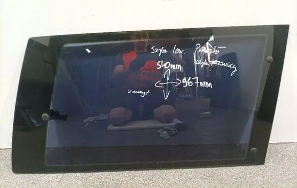 Mercedes-Benz Vito Viano W638 Rear side window SAINT