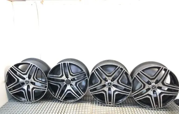Mercedes-Benz GL X164 R17 alloy rim A4634013002