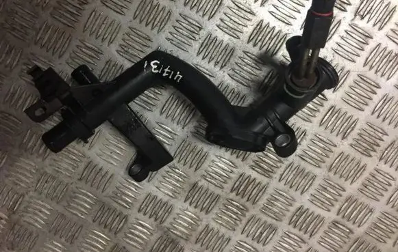Citroen C4 I Engine coolant pipe/hose 9670254180