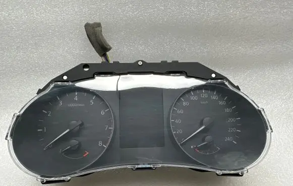 Nissan Qashqai+2 Speedometer (instrument cluster) 4EL7A