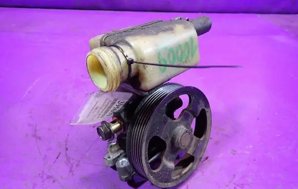 Mazda 6 Power steering pump
