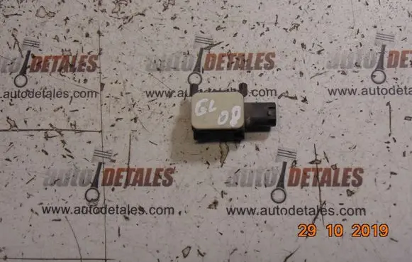 Mercedes-Benz GL X164 Airbag deployment crash/impact sensor A0038202926