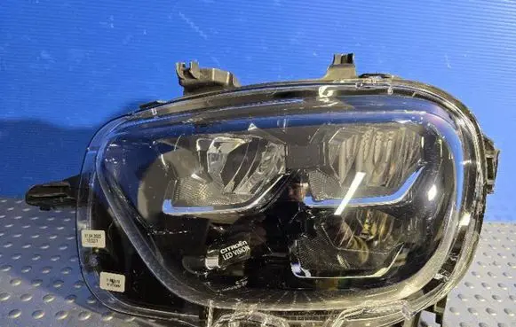 Citroen C3 Headlight/headlamp 9836267180