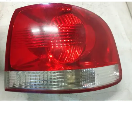 Volkswagen Touareg I Rear/tail lights 28258002